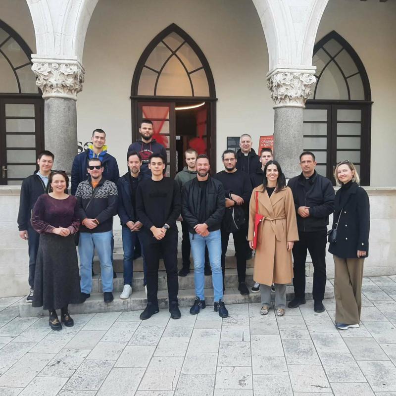 604190262_18307147288264715_494670956547571462_n-(1)